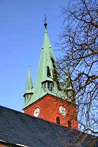 mh_kirche_aussen_04.jpg